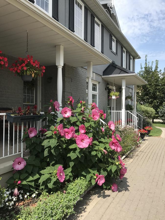 Charlottetown House Bed & Breakfast Niagara-on-the-Lake Exterior photo